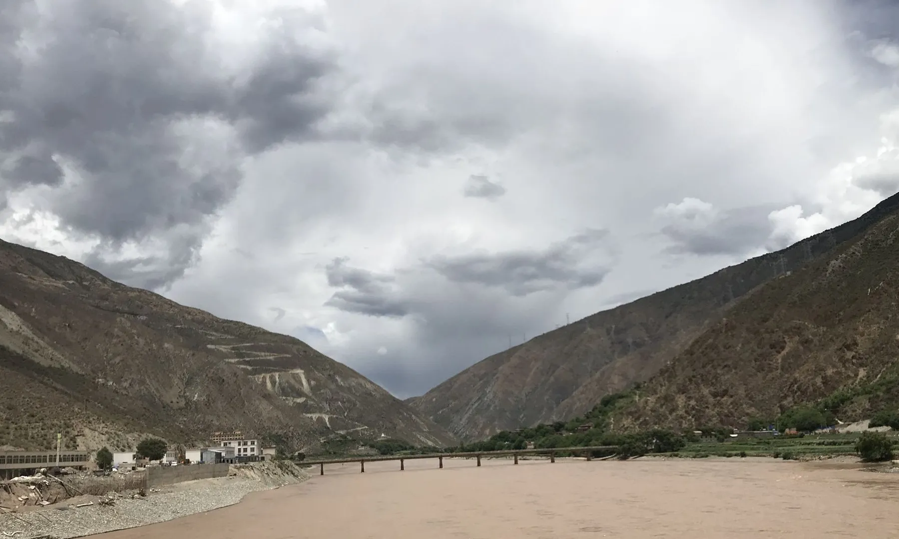 巴塘大桥-正式到了西藏地界了