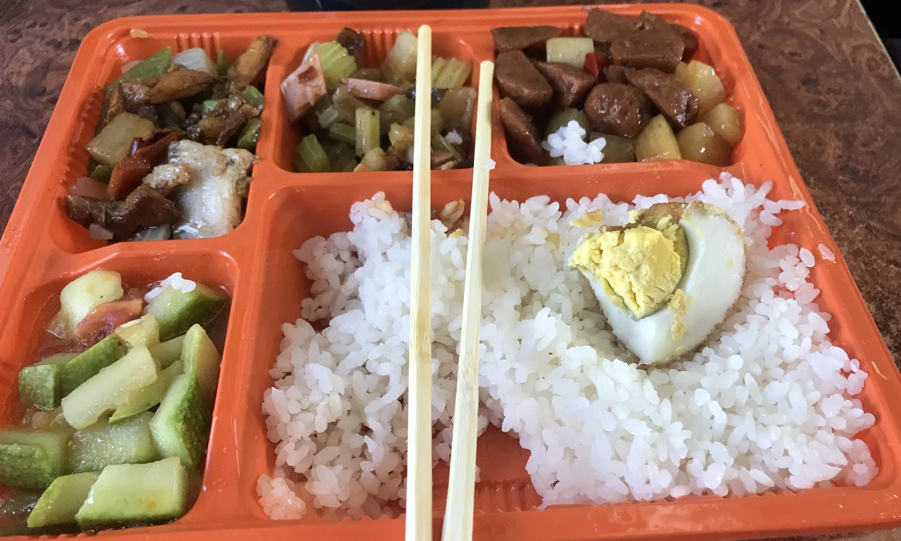 20180709-火车餐