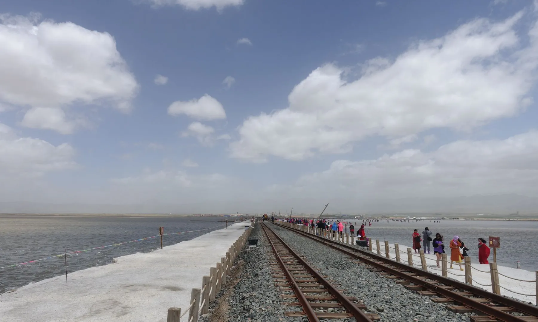 20180710_茶卡盐湖-火车道