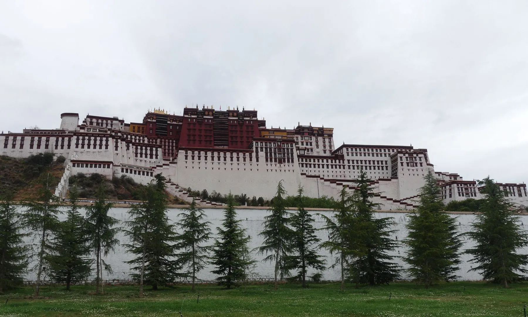 换个角度拍布达拉宫